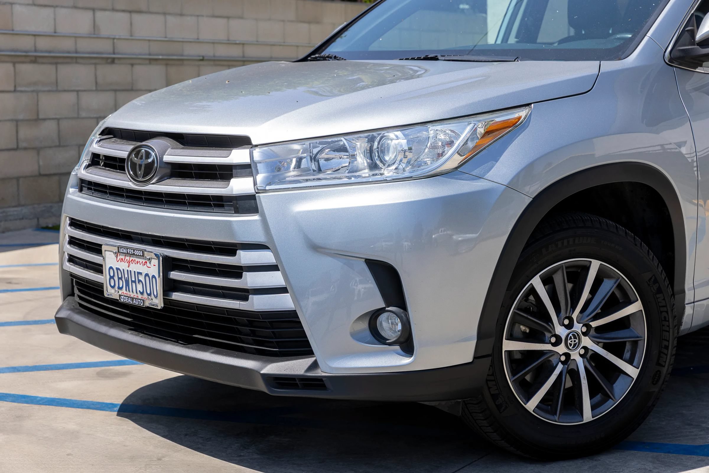 Used 2018 Toyota Highlander XLE FWD image 7