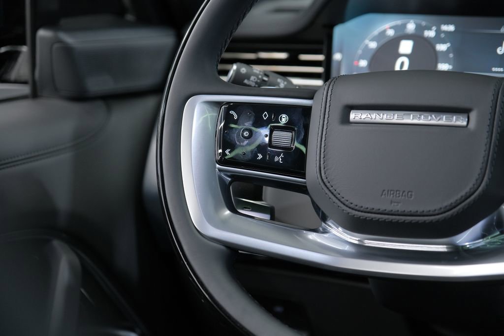 Used 2026 Land Rover Range Rover Long Wheelbase SE image 68