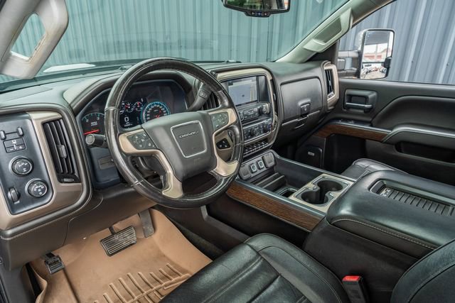 Used 2017 GMC Sierra 2500 Denali w/ Duramax Plus Package image 22