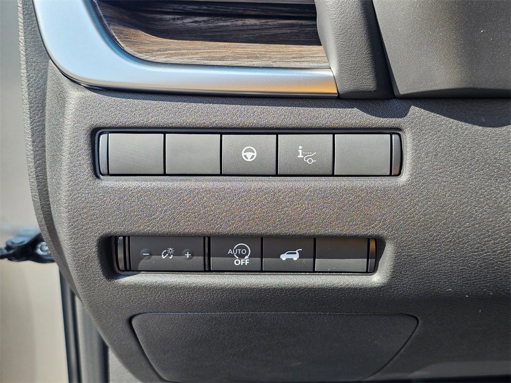 New 2026 Nissan Rogue Platinum image 33
