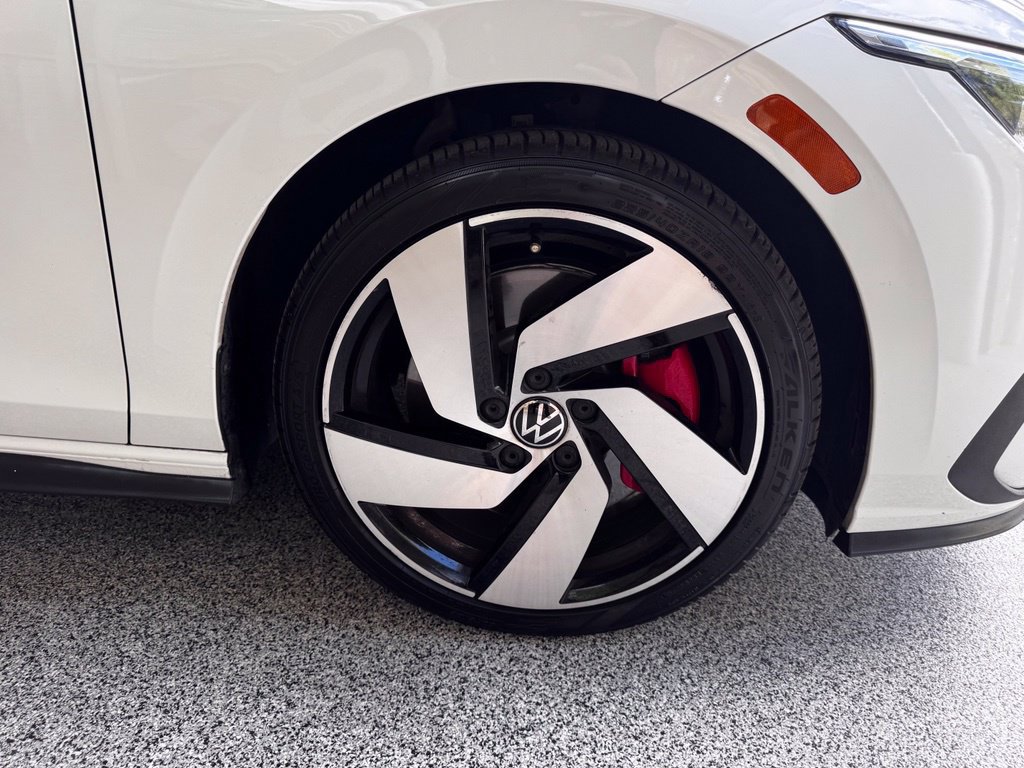 Used 2023 Volkswagen GTI SE FWD image 8
