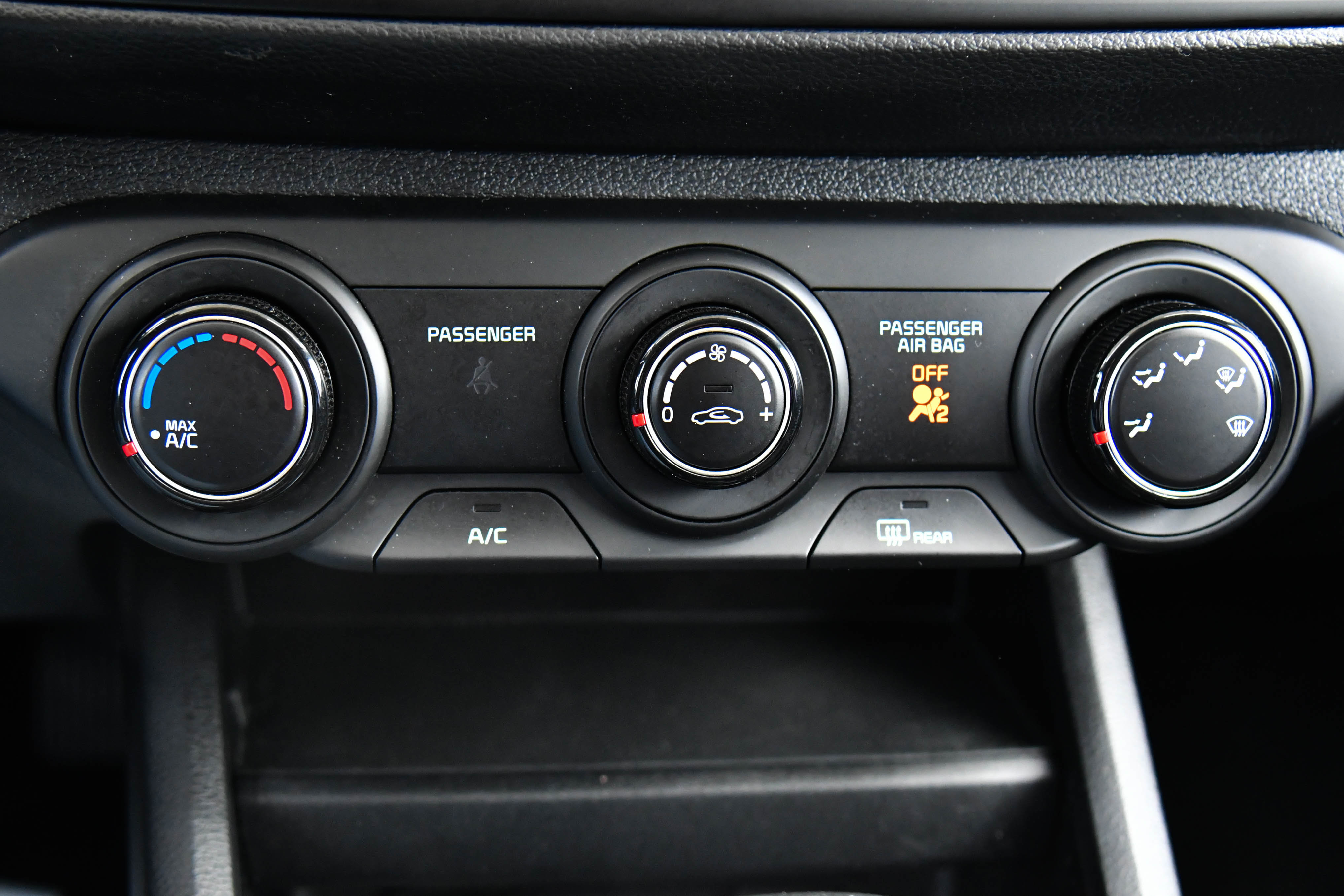 Used 2023 Kia Forte LXS image 19