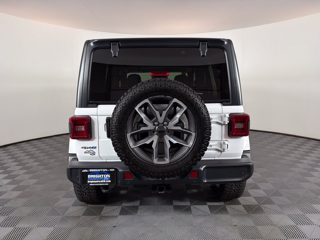 Used 2024 Jeep Wrangler Unlimited w/ Convenience Group AWD/4WD image 4