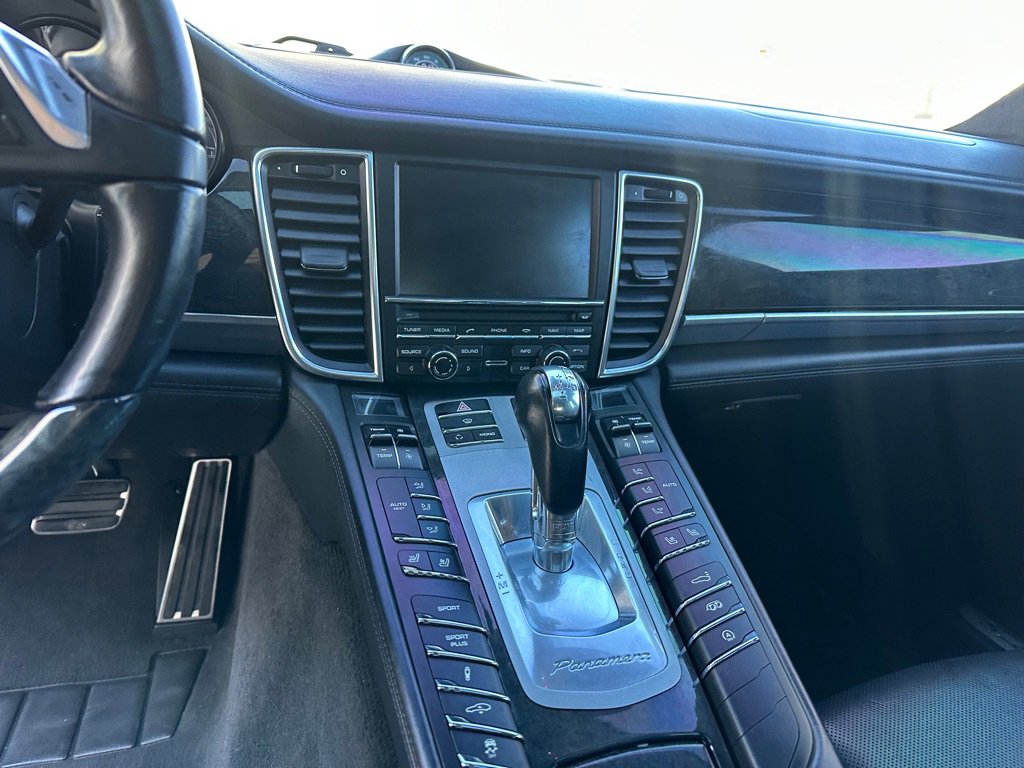 Used 2013 Porsche Panamera GTS image 13