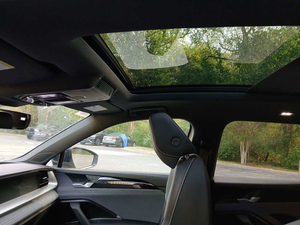 New 2026 Volkswagen Tiguan SE R-Line image 20