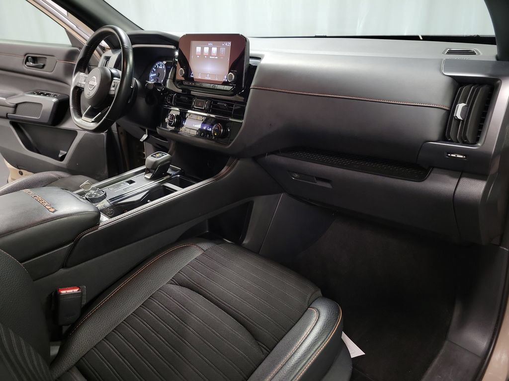 Used 2023 Nissan Pathfinder Rock Creek AWD/4WD image 36