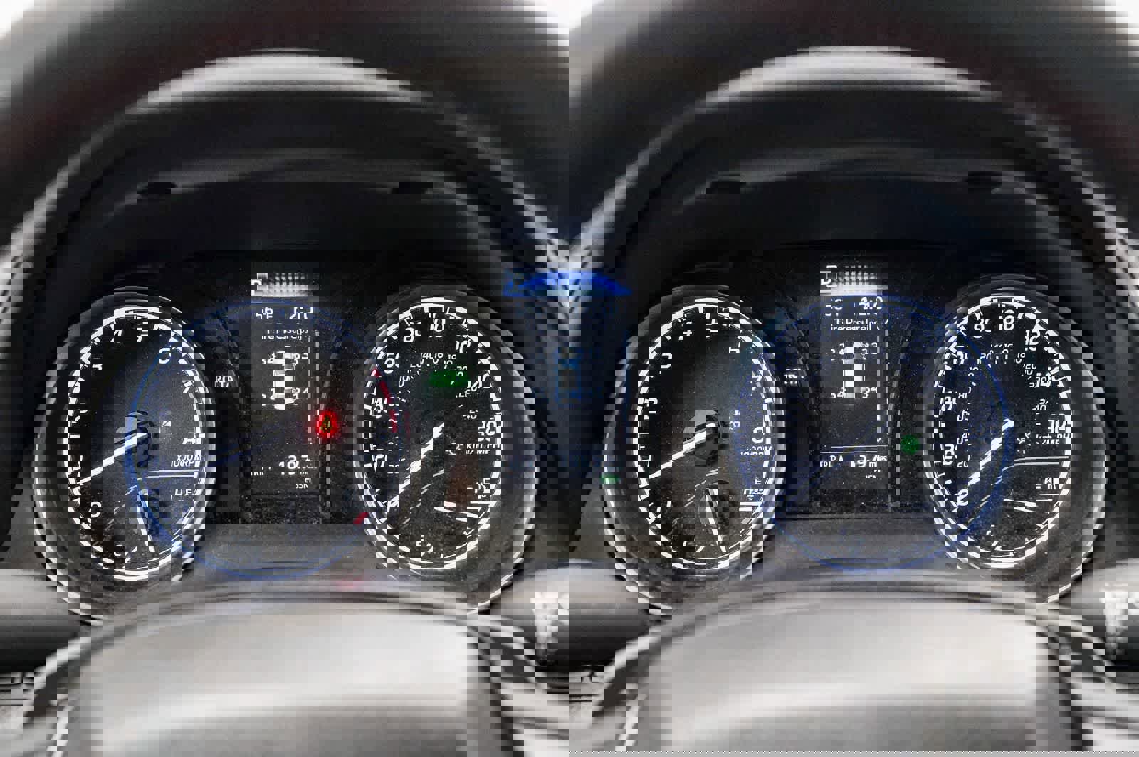 Used 2023 Toyota Camry SE w/ Convenience Package FWD image 24