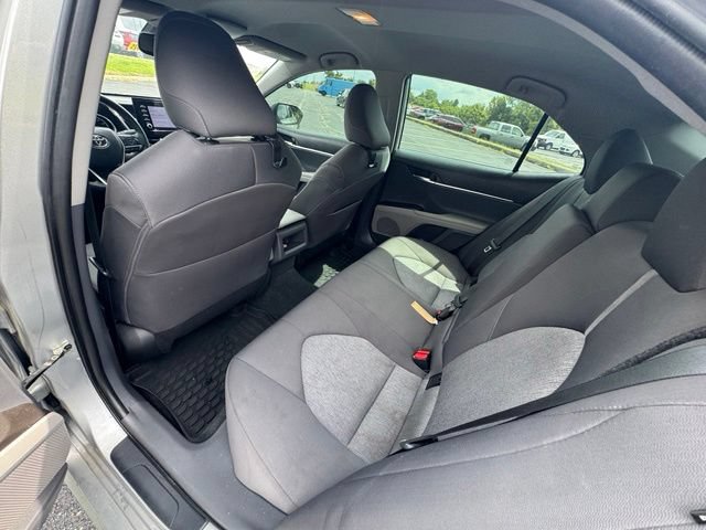Used 2022 Toyota Camry LE w/ Convenience Package FWD image 16