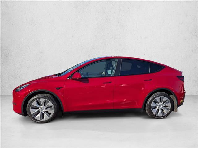 Used 2022 Tesla Model Y Long Range image 9