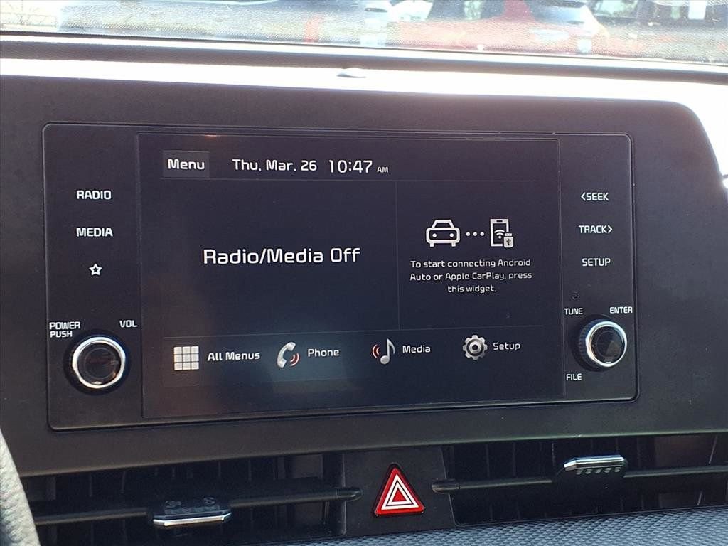 Used 2024 Kia Sportage LX image 11