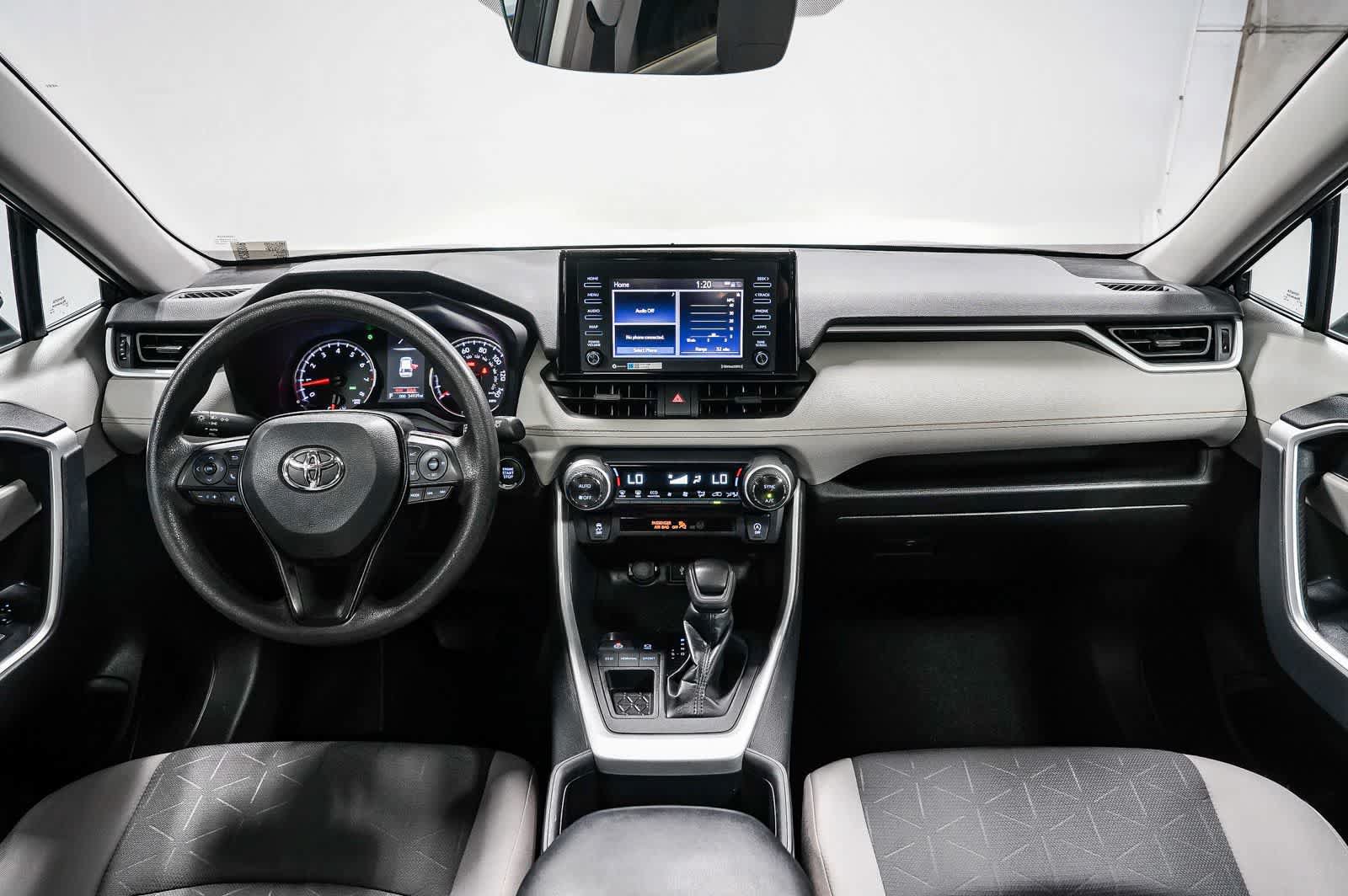 Certified 2022 Toyota RAV4 XLE w/ Convenience Package FWD image 13