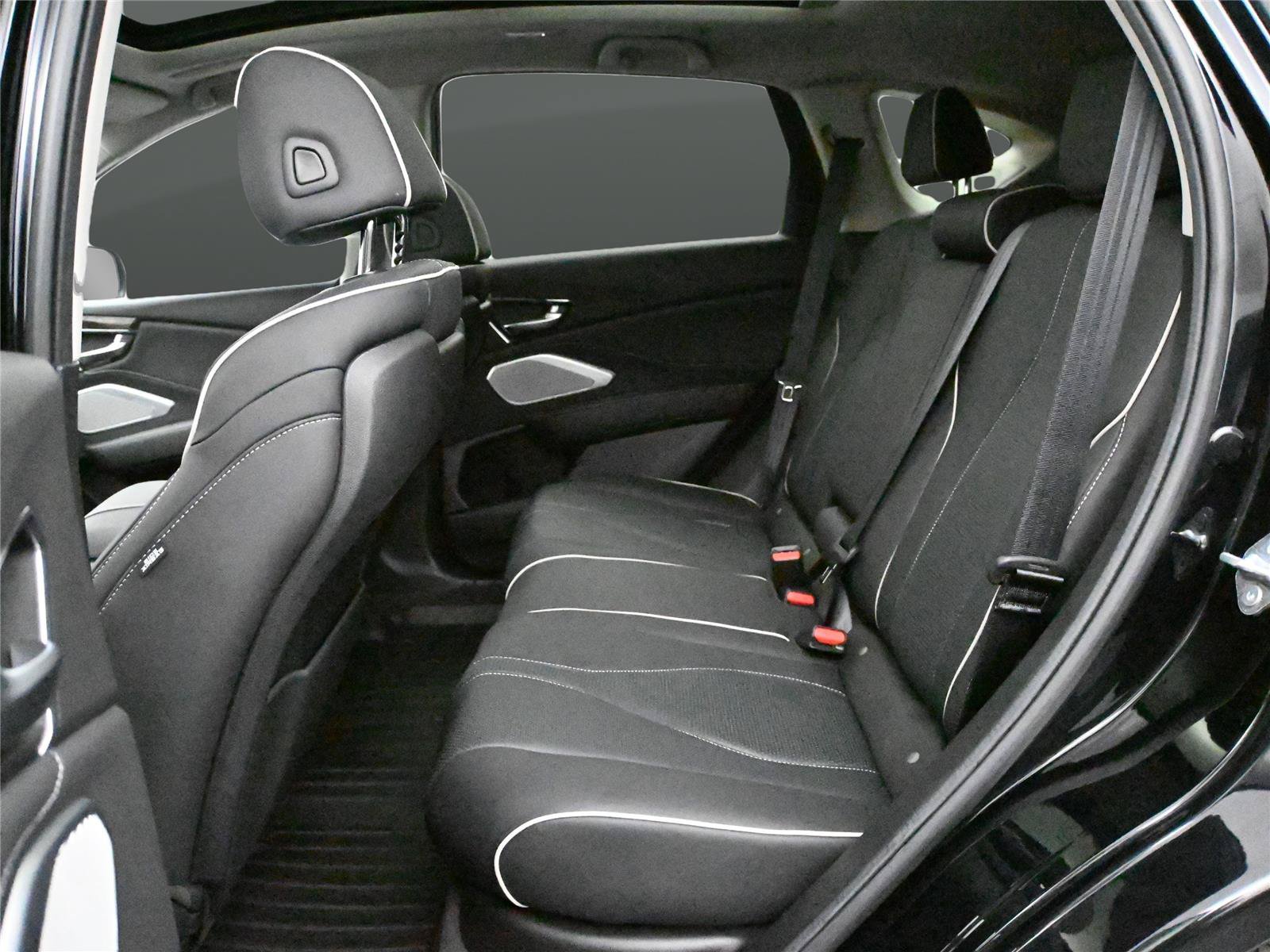 Used 2024 Acura RDX SH-AWD w/ Advance Package image 11