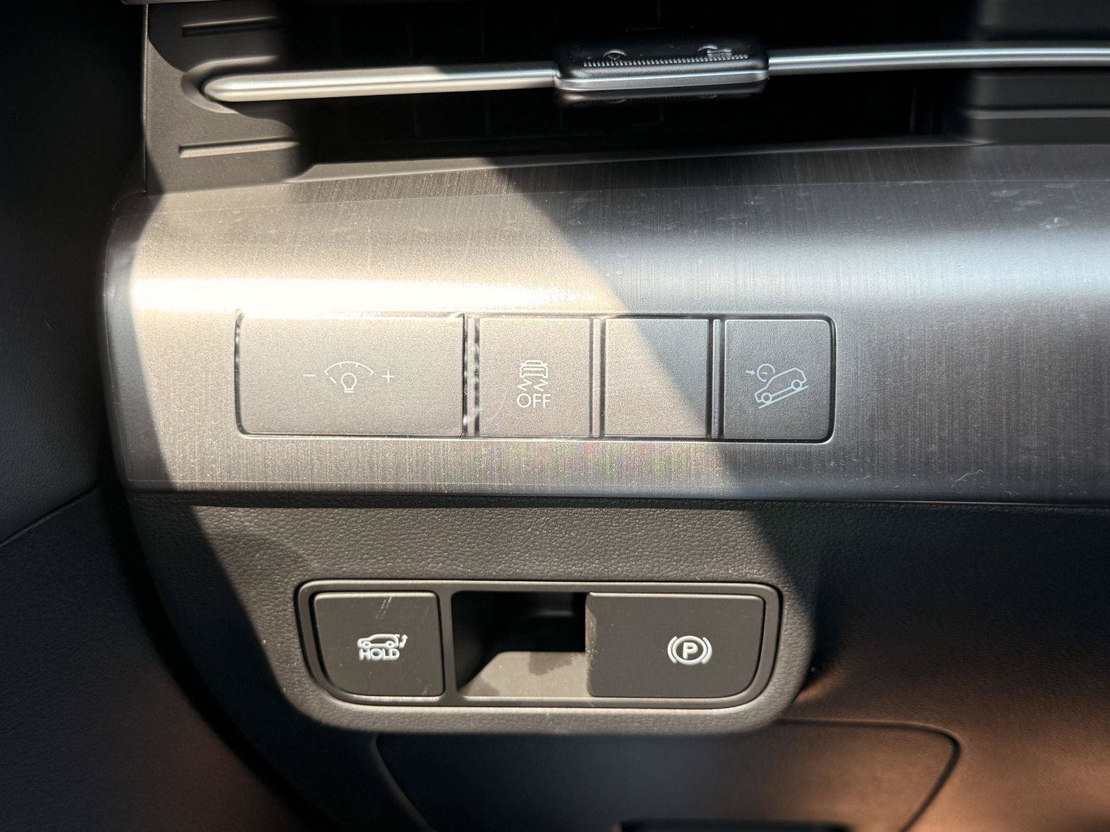 New 2026 Hyundai Kona Limited AWD/4WD image 32