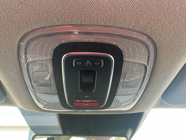 Used 2025 Hyundai Elantra SEL image 19