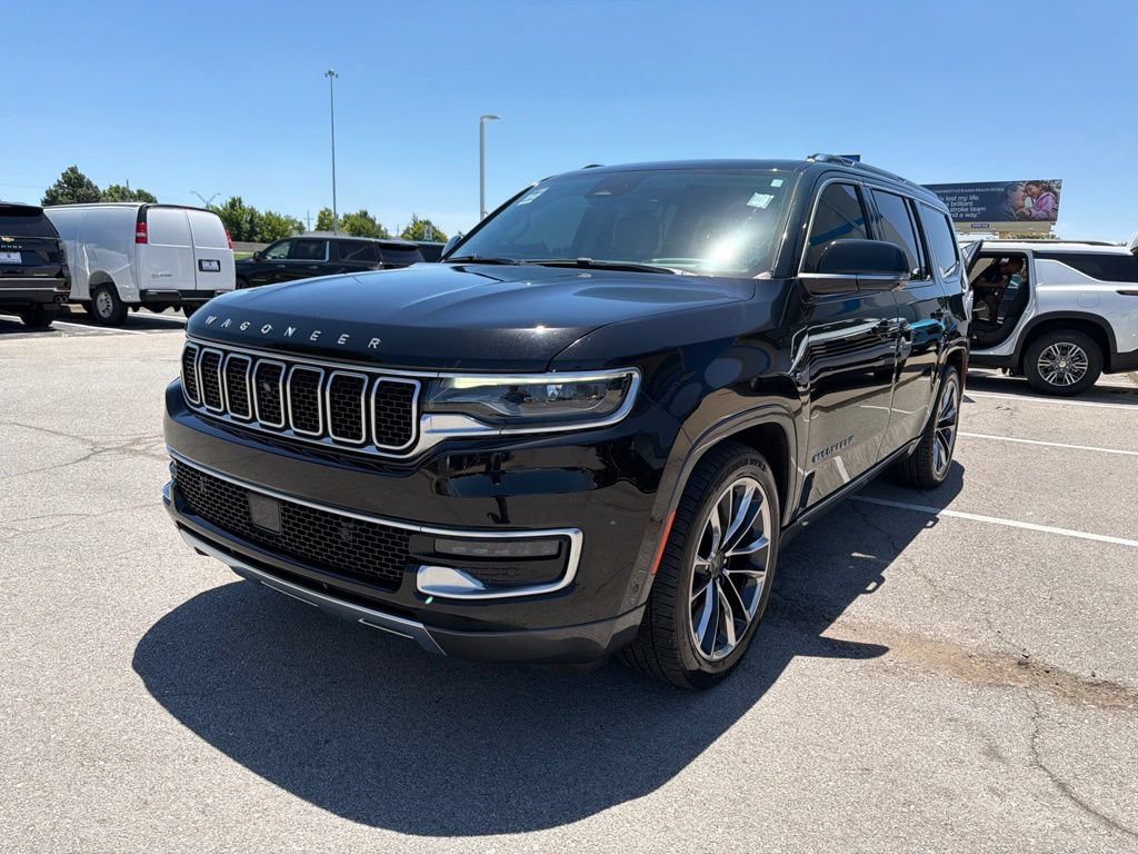 Used 2022 Jeep Wagoneer Series III w/ Premium Group I AWD/4WD image 7