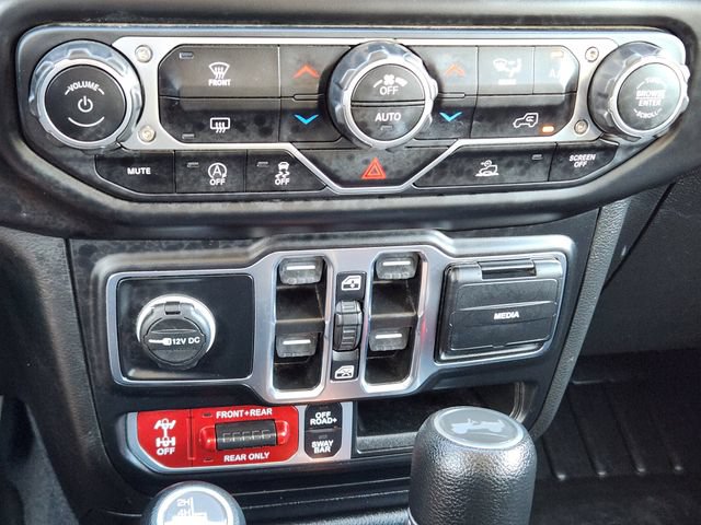 Used 2023 Jeep Wrangler Unlimited Rubicon AWD/4WD image 19