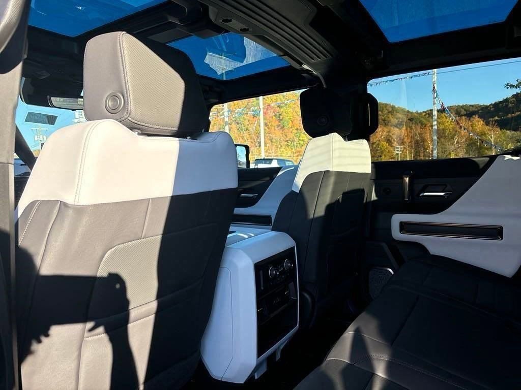 New 2025 GMC Hummer EV 3X image 38