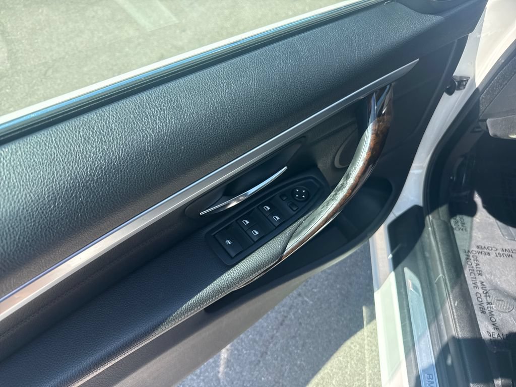 Used 2015 BMW 435i Convertible RWD image 11