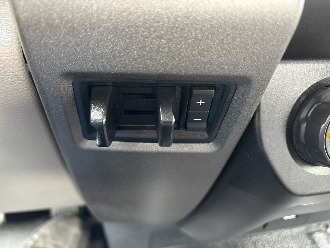 Used 2022 Ford F250 XL w/ Power Equipment Group AWD/4WD image 16