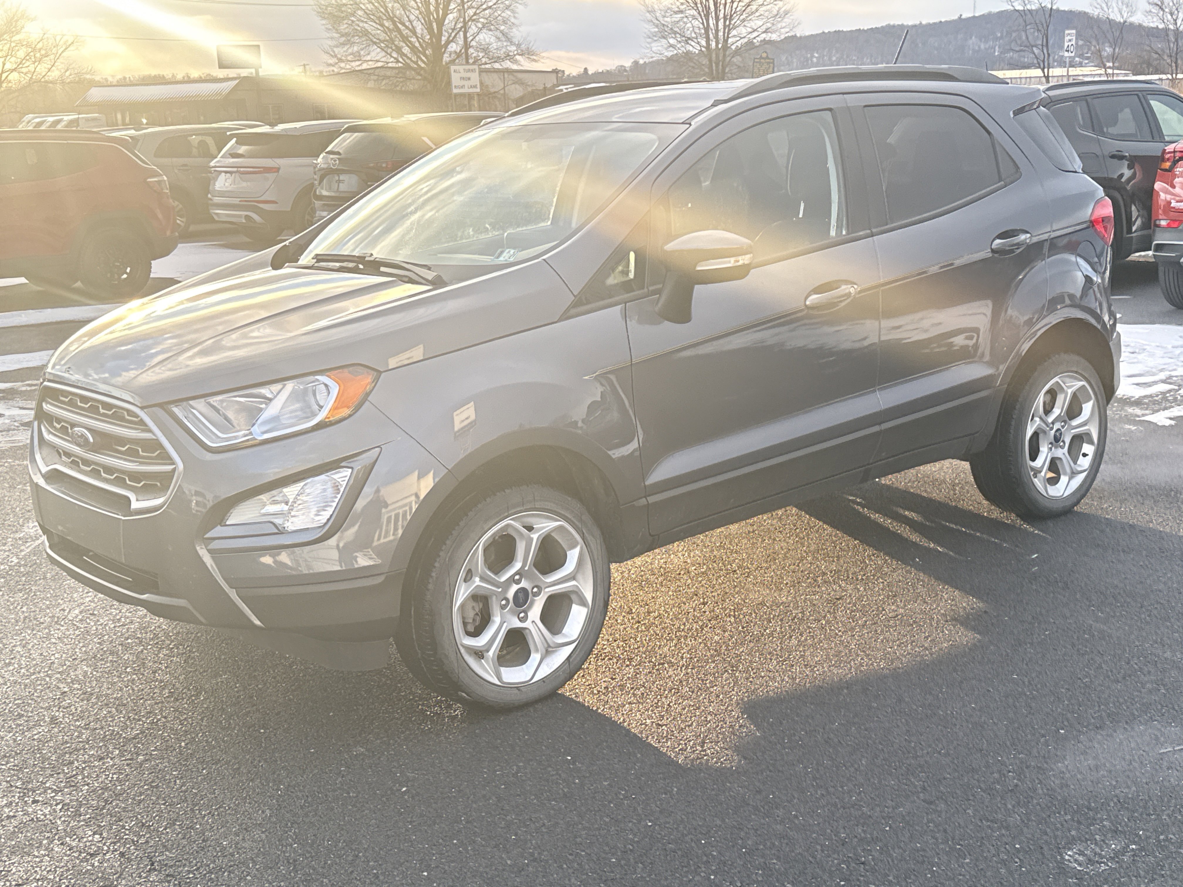 Used 2022 Ford EcoSport SE w/ SE Convenience Package image 6