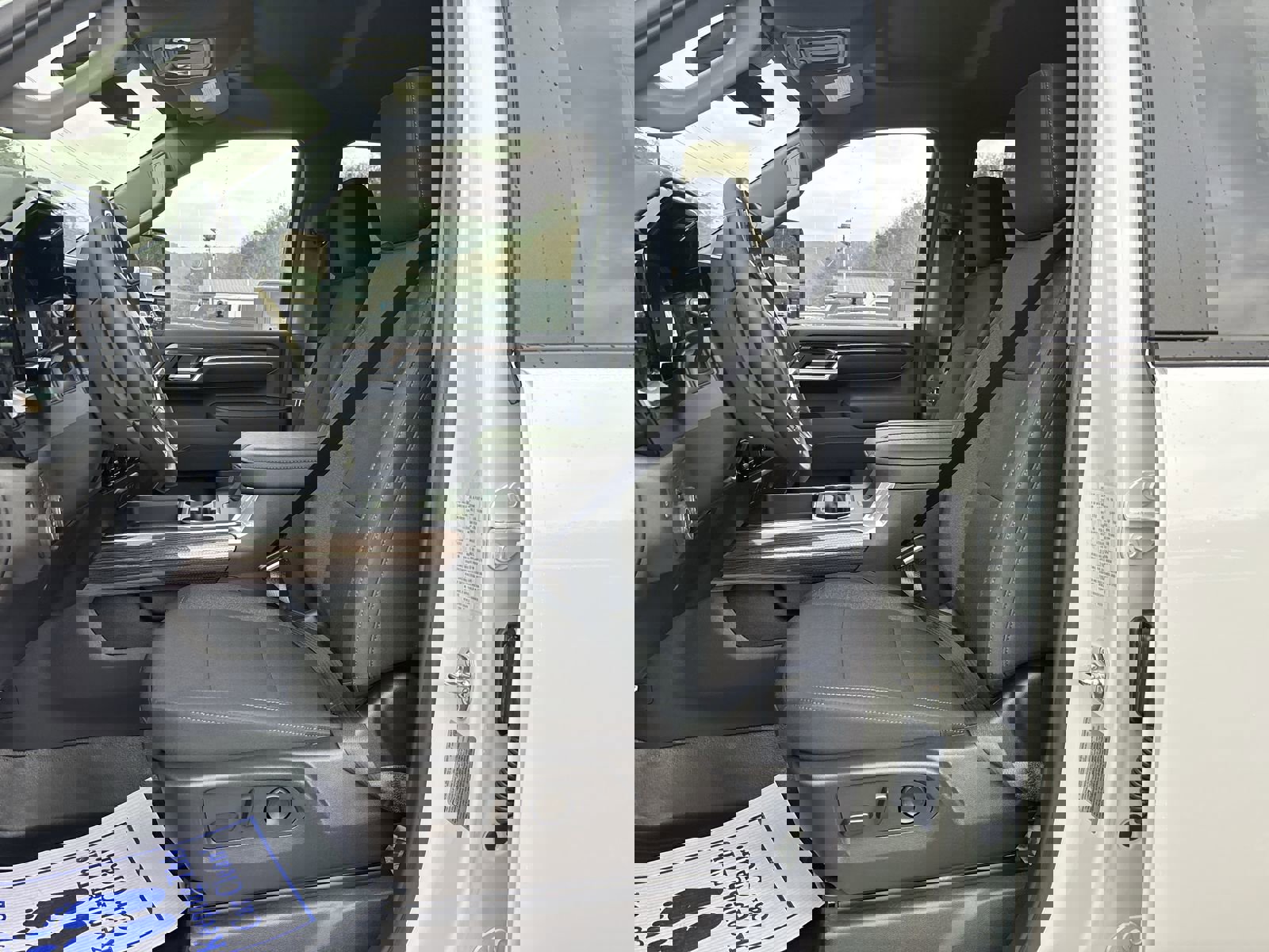 New 2026 Chevrolet Silverado 3500 LT w/ Convenience Package image 14