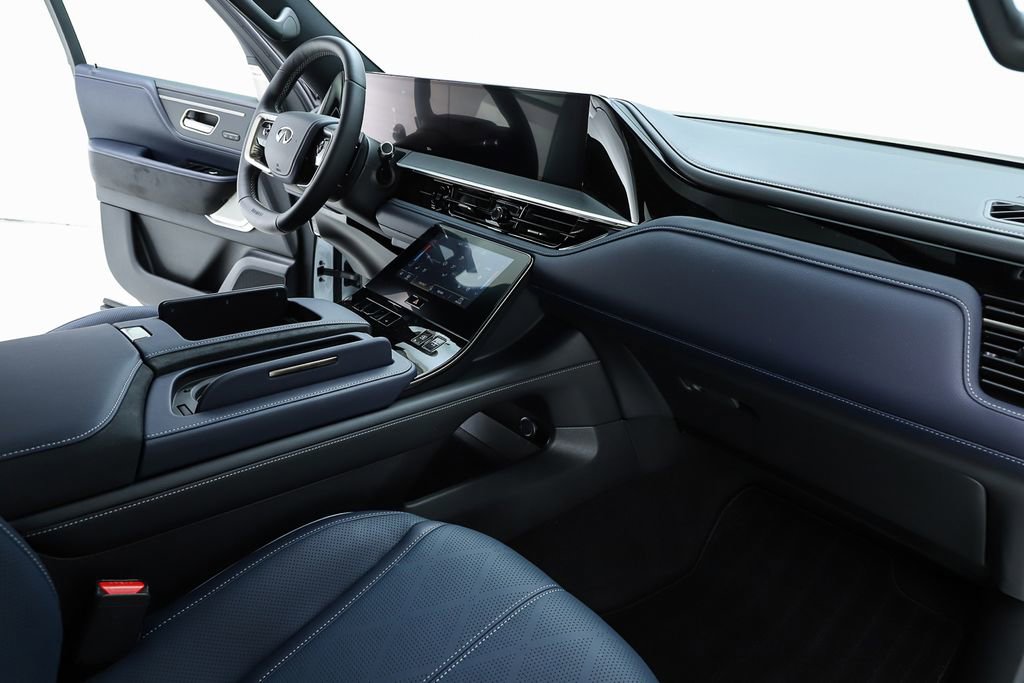 New 2026 INFINITI QX80 4WD image 34