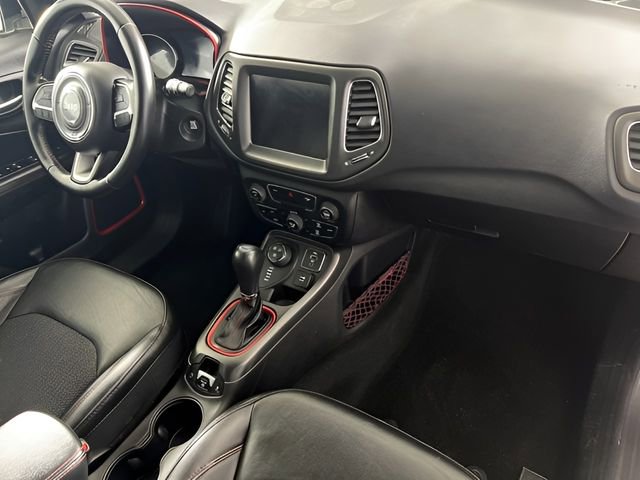 Used 2020 Jeep Compass Trailhawk image 31