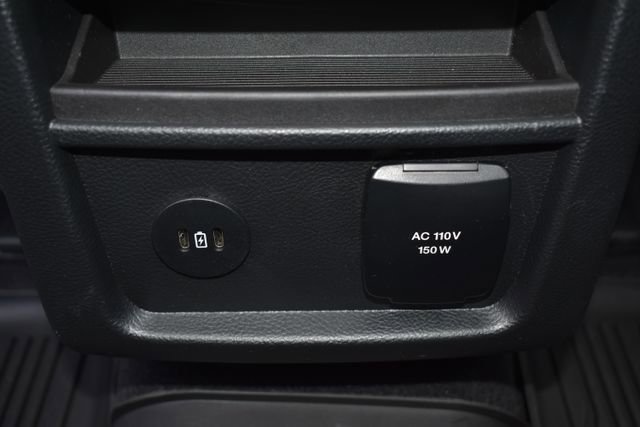 Used 2024 Ford Edge SEL w/ Convenience Package image 36