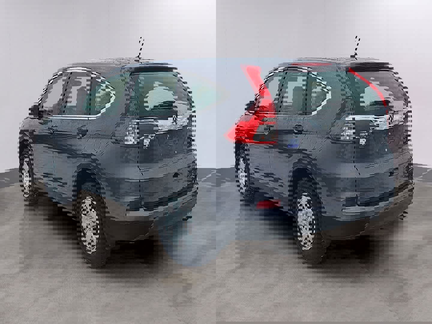 Used 2015 Honda CR-V LX image 6