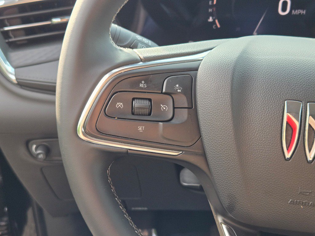 Certified 2025 Buick Encore GX Preferred FWD image 28