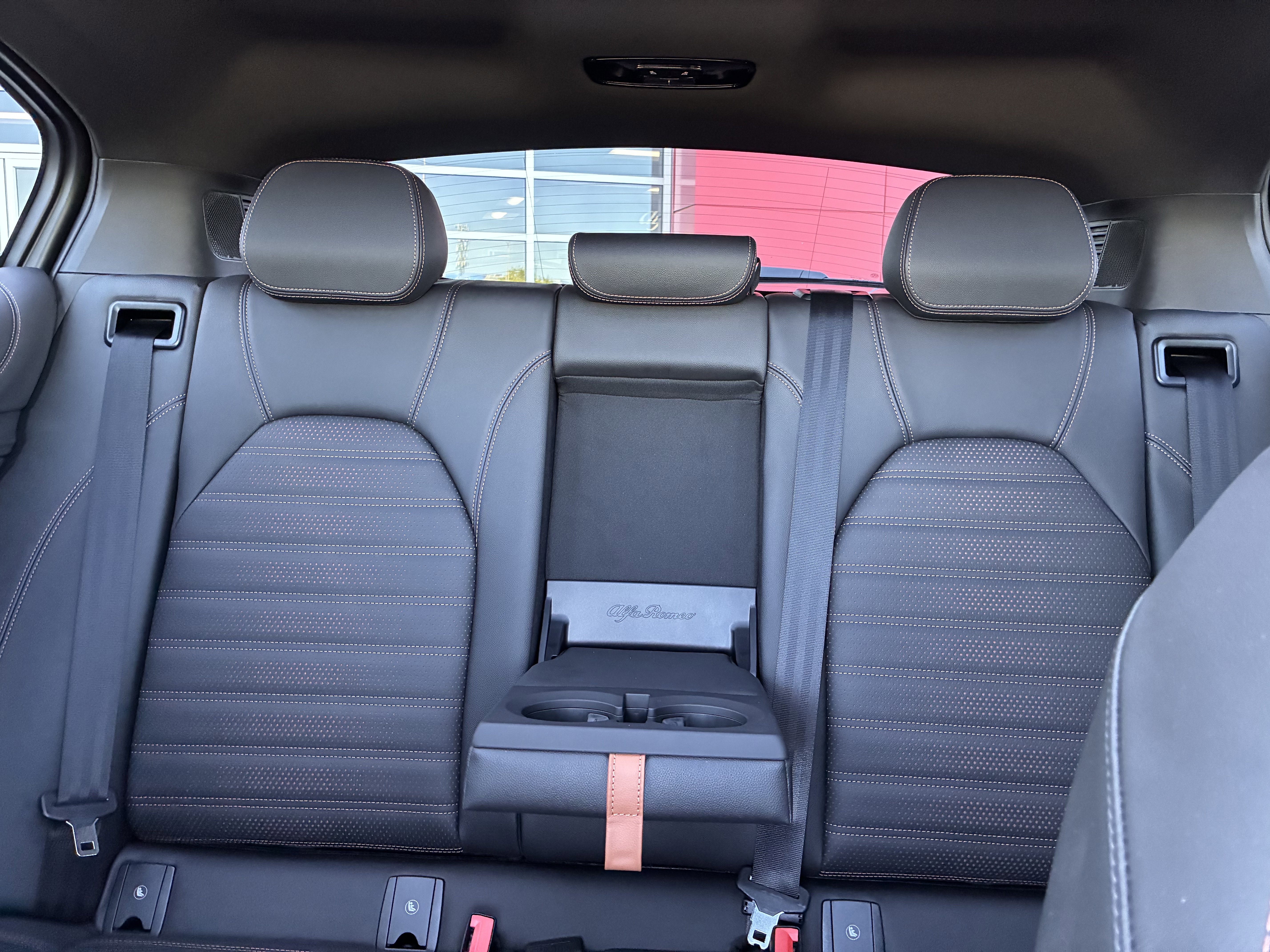 New 2025 Alfa Romeo Stelvio Sprint image 31