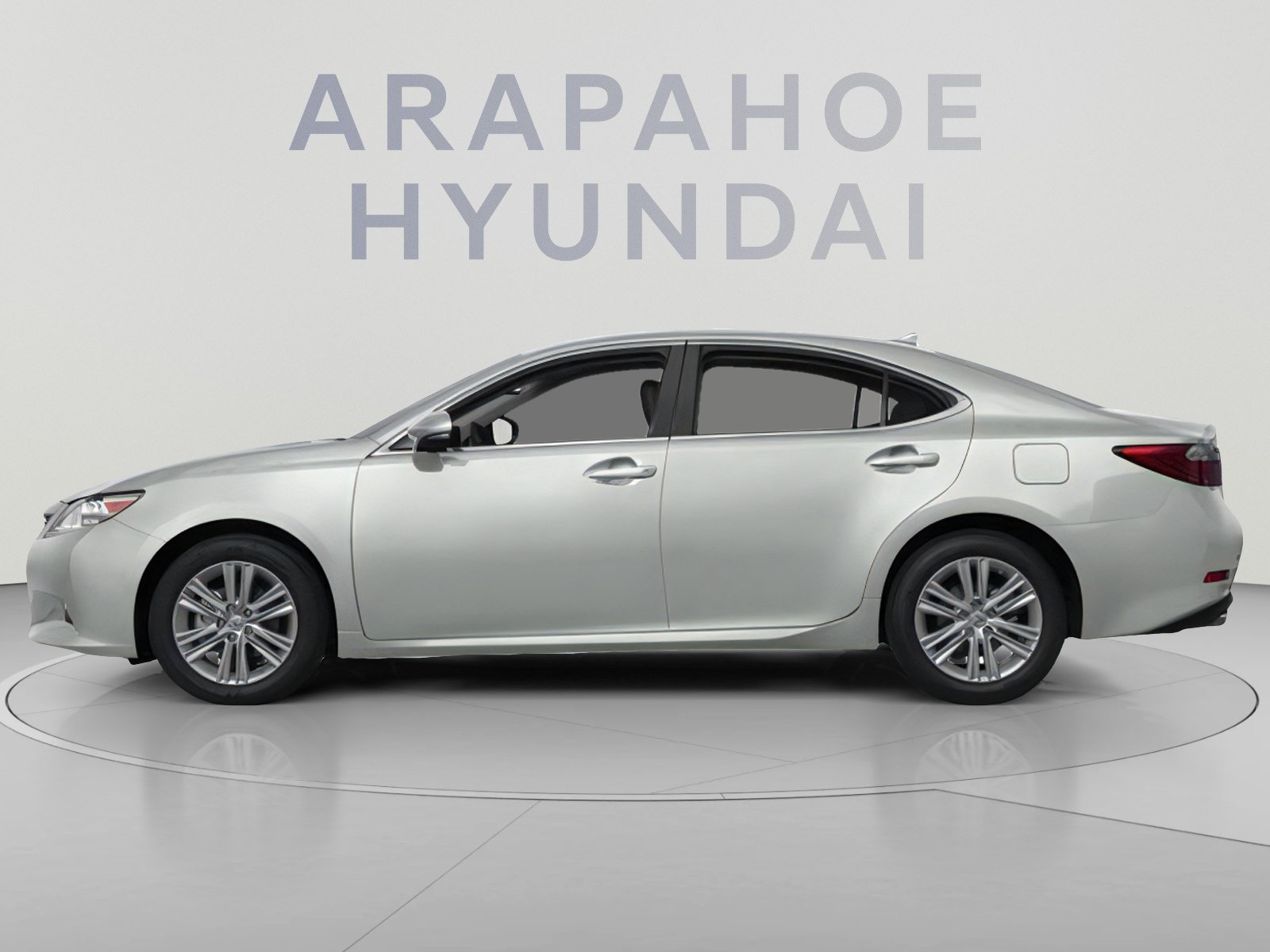 Used 2013 Lexus ES 350 w/ Luxury Pkg FWD image 2