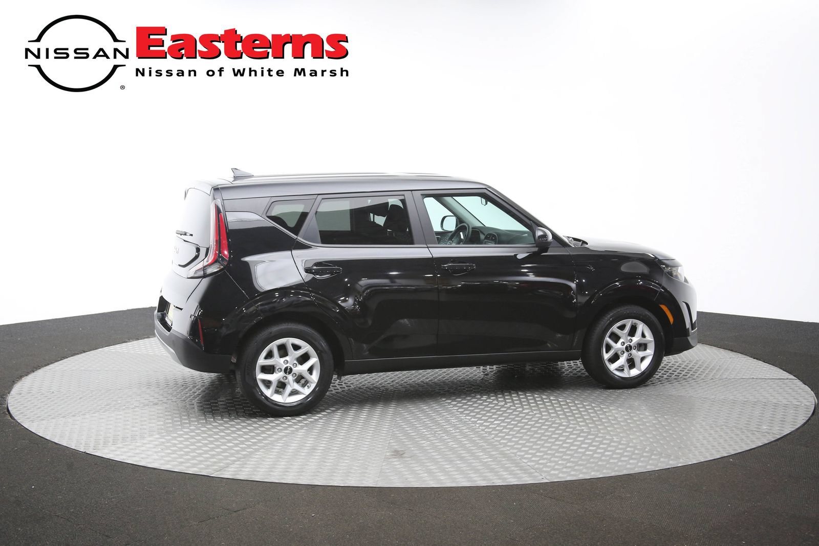 Used 2025 Kia Soul LX w/ LX Technology Package FWD image 42
