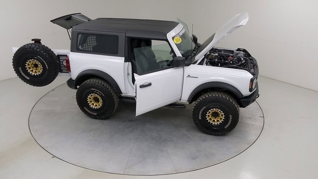 Certified 2024 Ford Bronco Black Diamond image 47