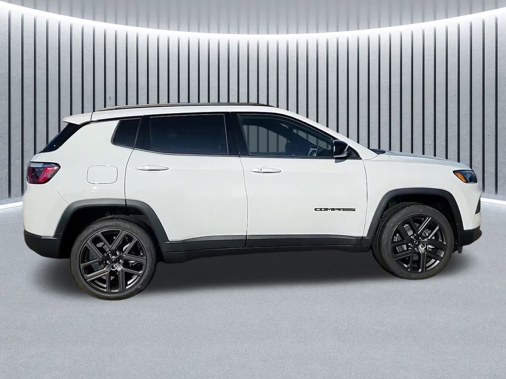 New 2026 Jeep Compass Latitude video 2