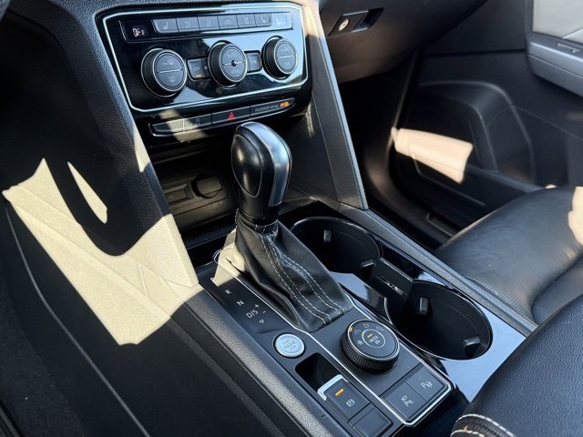 Used 2021 Volkswagen Atlas Cross Sport SEL Premium image 22