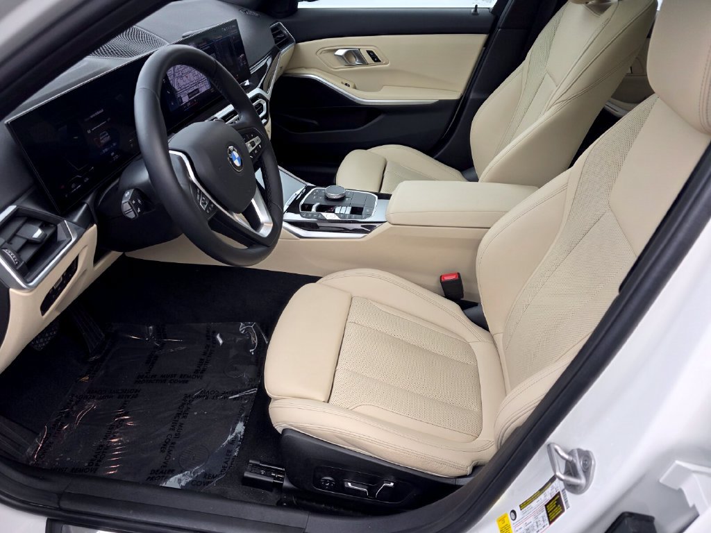 Certified 2024 BMW 330i Sedan w/ Convenience Package RWD image 9