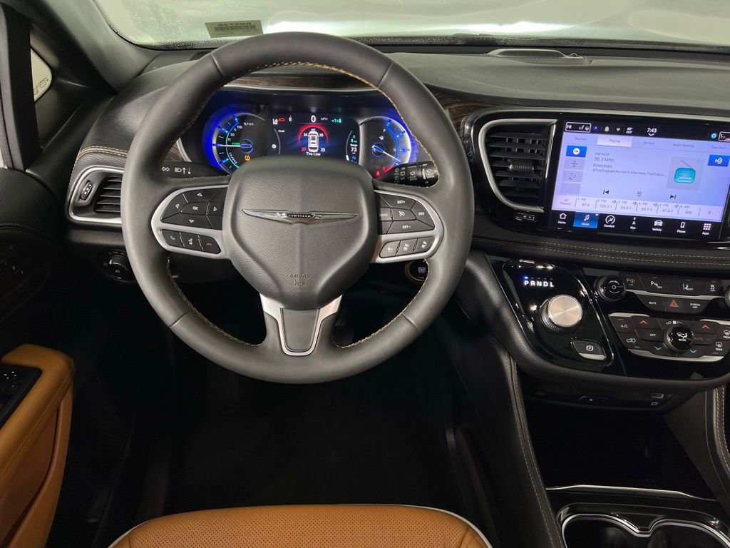Used 2022 Chrysler Pacifica Pinnacle image 14