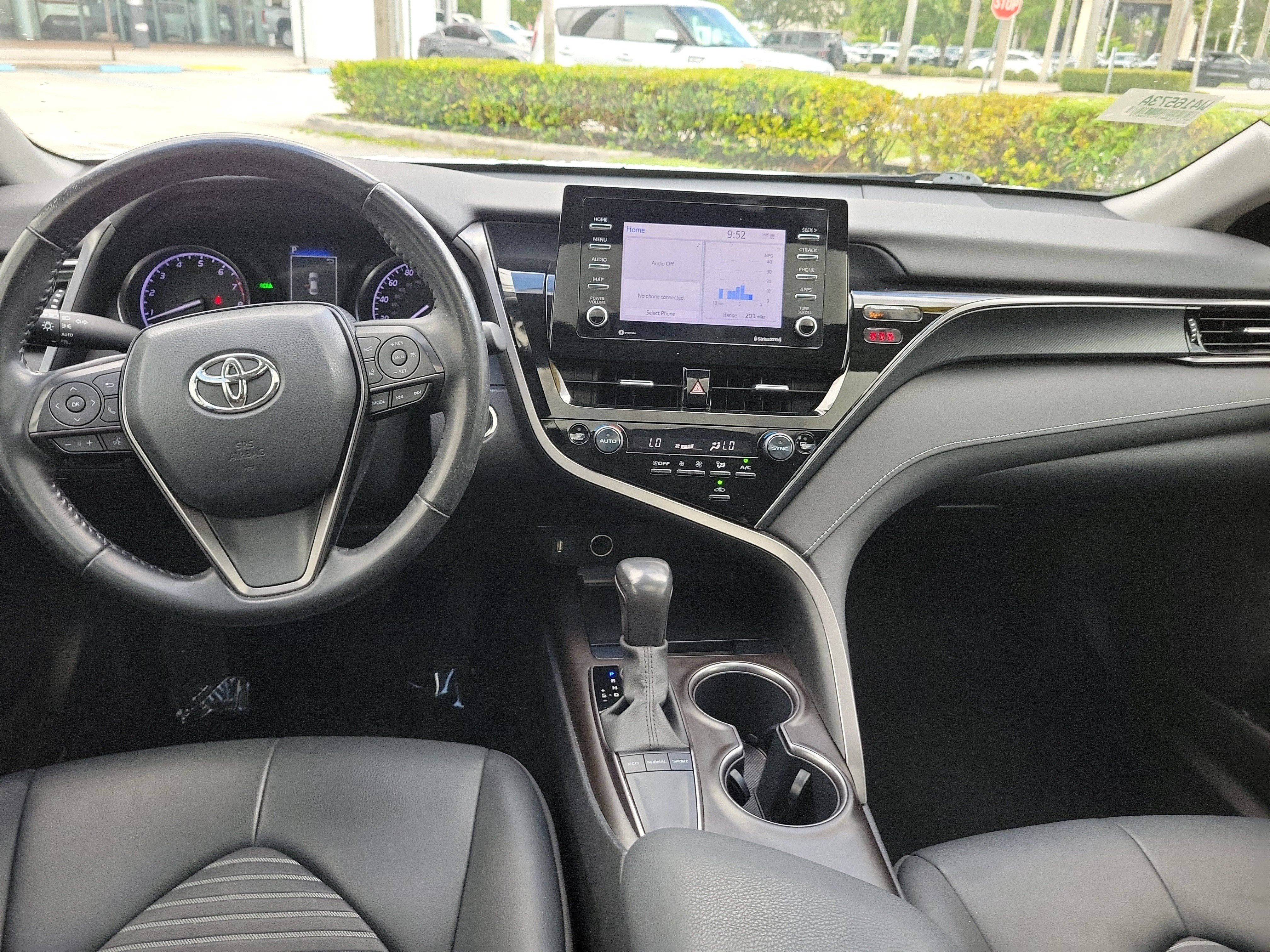 Used 2023 Toyota Camry SE w/ Convenience Package FWD image 15
