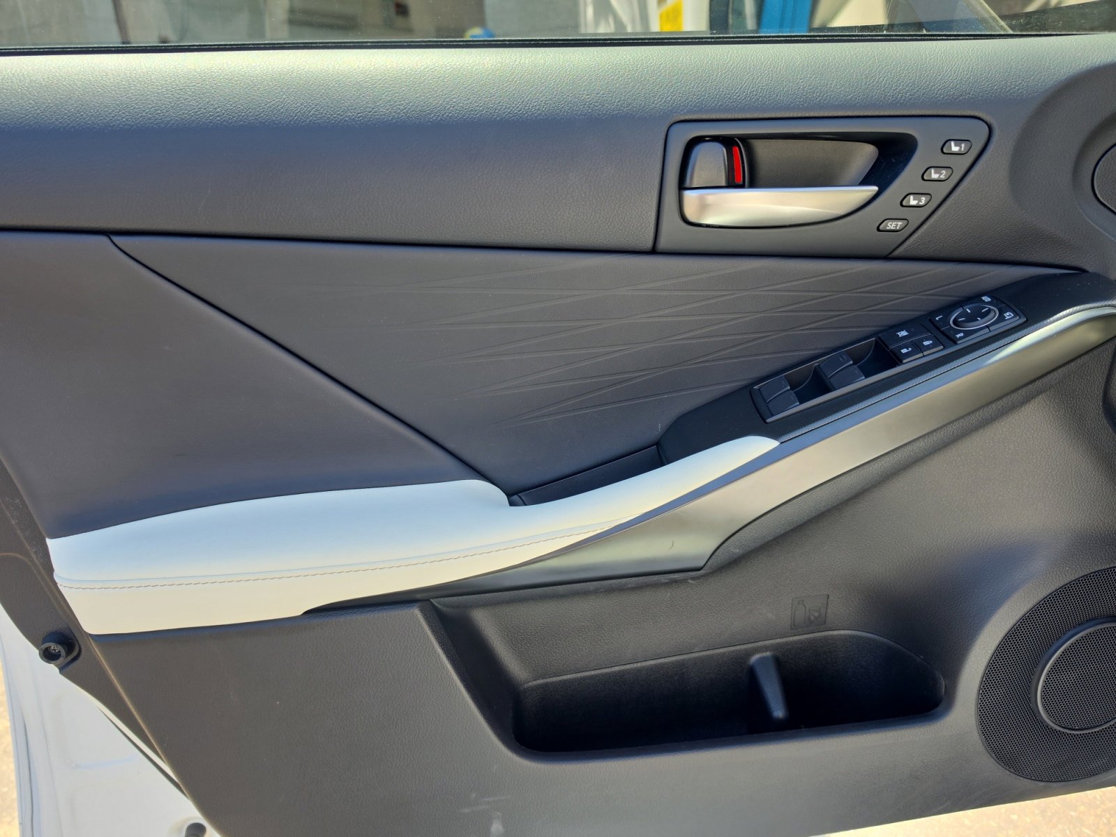 Used 2025 Lexus IS 350 F Sport w/ Navigation Package RWD image 15