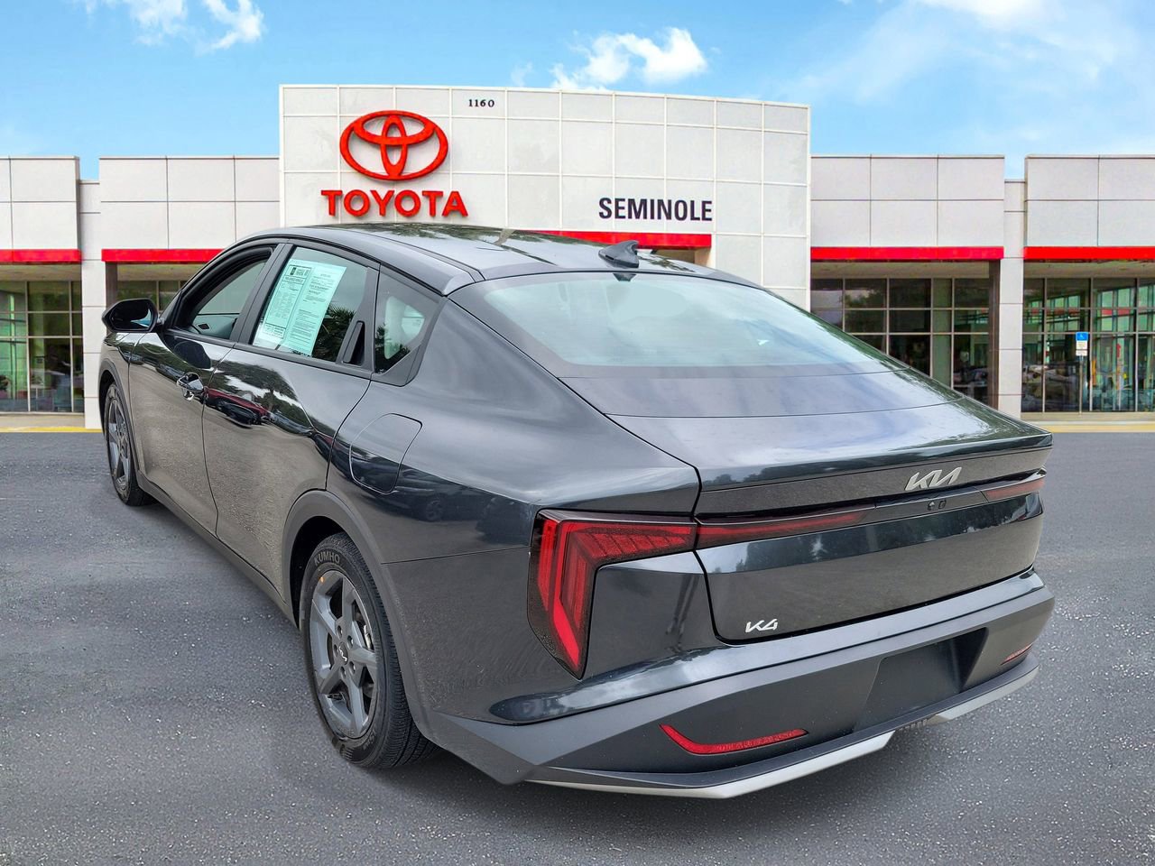 Used 2025 Kia K4 LXS image 4