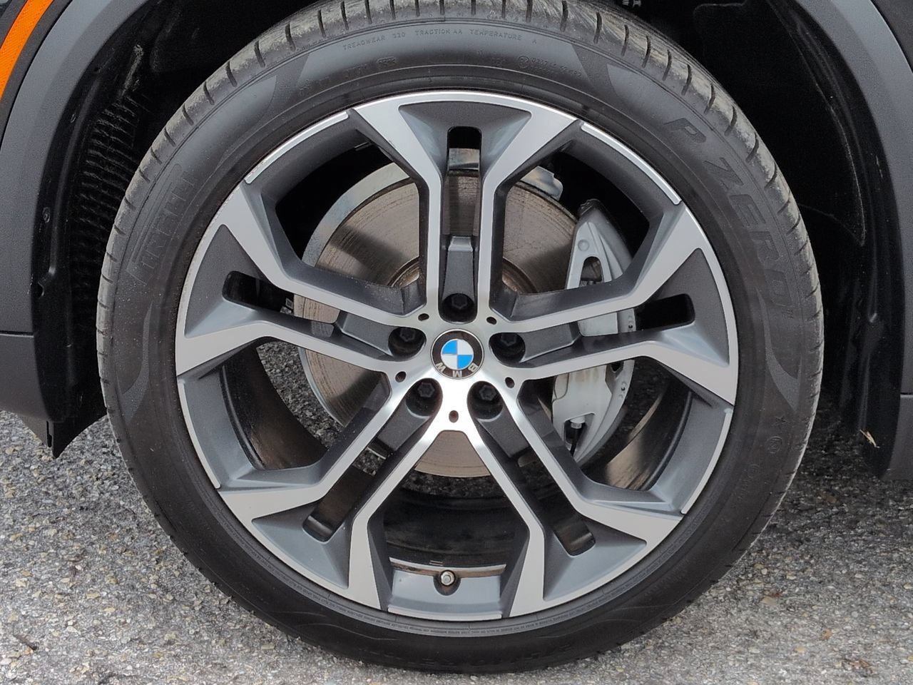 Used 2025 BMW X5 sDrive40i w/ Climate Comfort Package RWD image 11