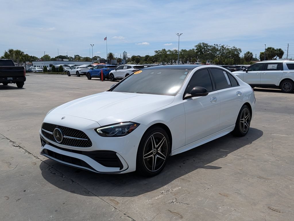 Used 2023 Mercedes-Benz C 300 Sedan image 4