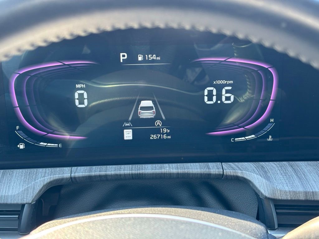 Used 2024 Kia Telluride EX w/ EX Captain's Chair Package image 45