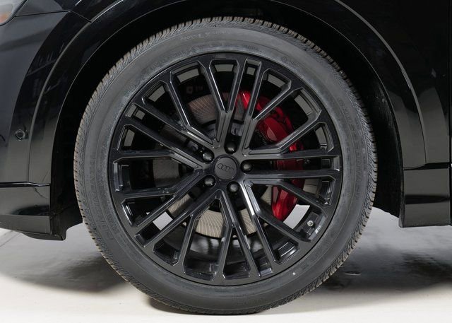 New 2026 Audi SQ8 Prestige image 33