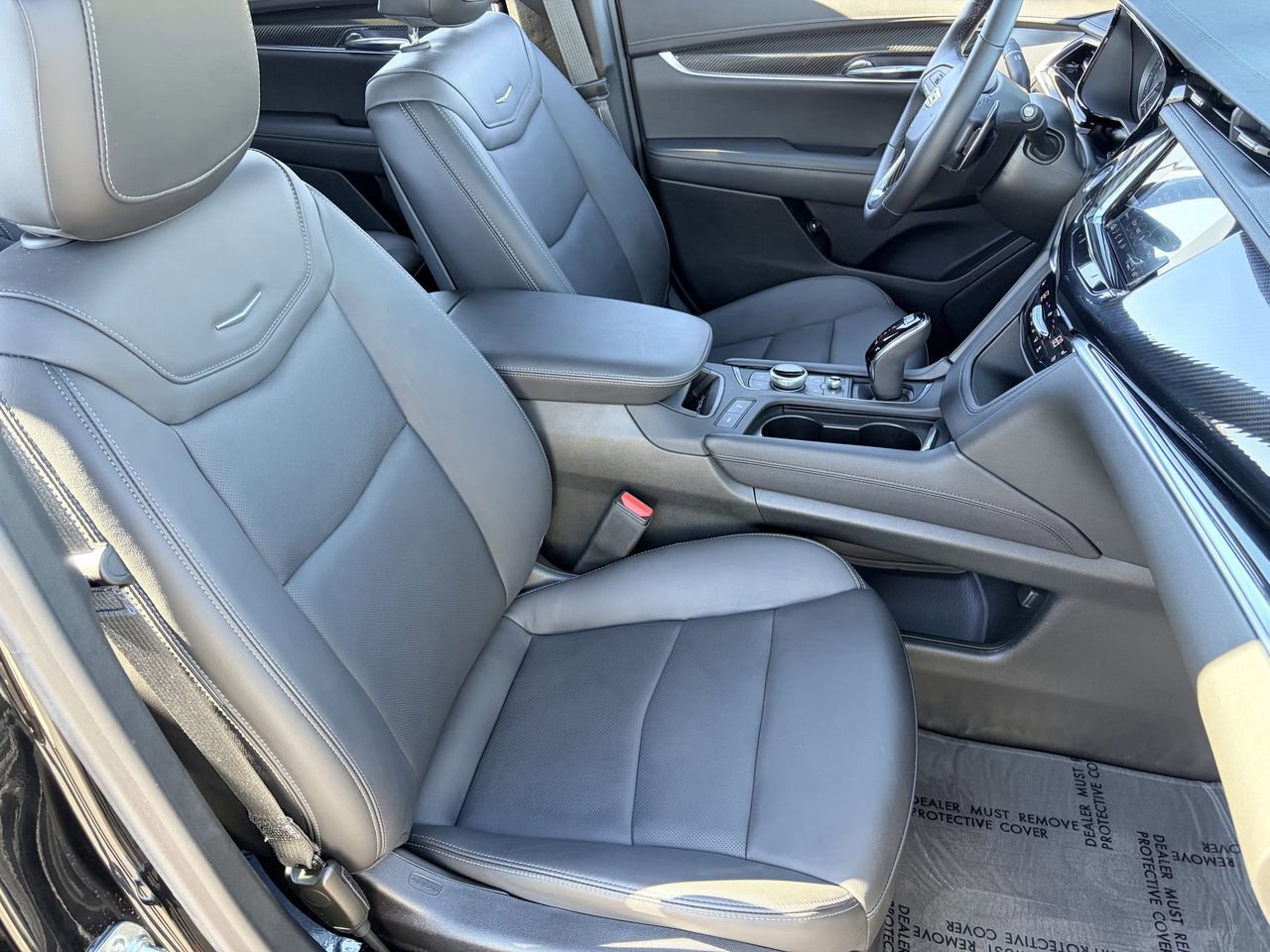 Certified 2025 Cadillac XT6 Sport w/ Technology Package image 11