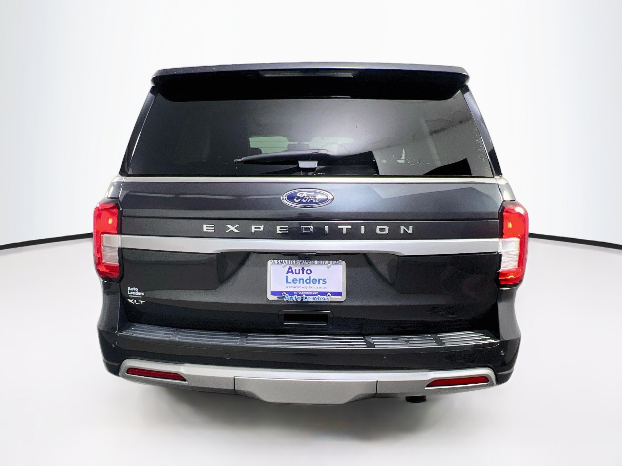 Used 2022 Ford Expedition XLT AWD/4WD image 6