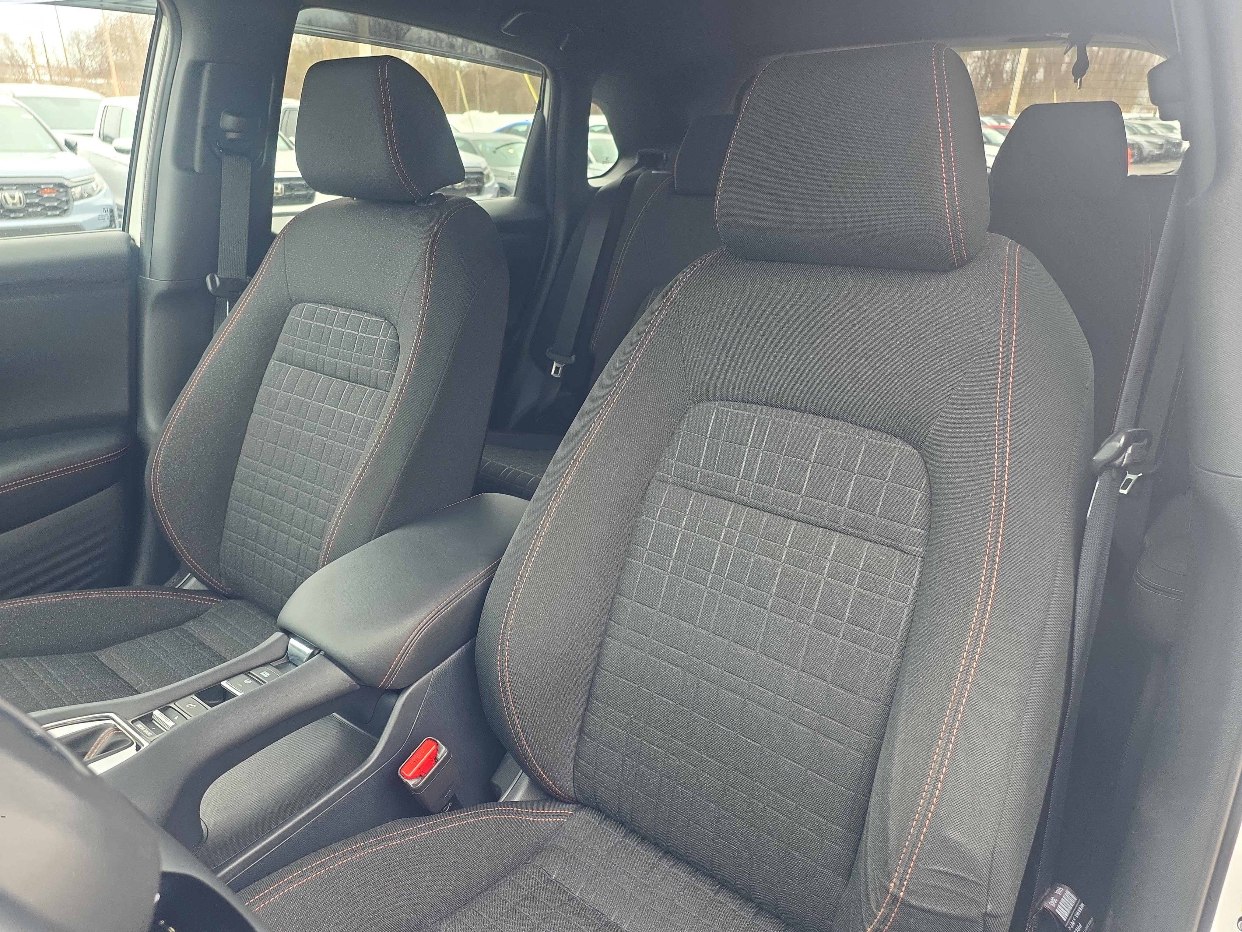 Used 2023 Honda HR-V Sport image 11