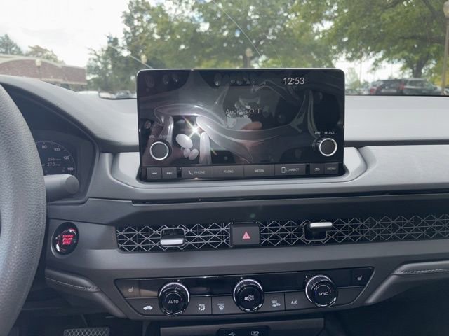 New 2025 Honda Accord SE image 15