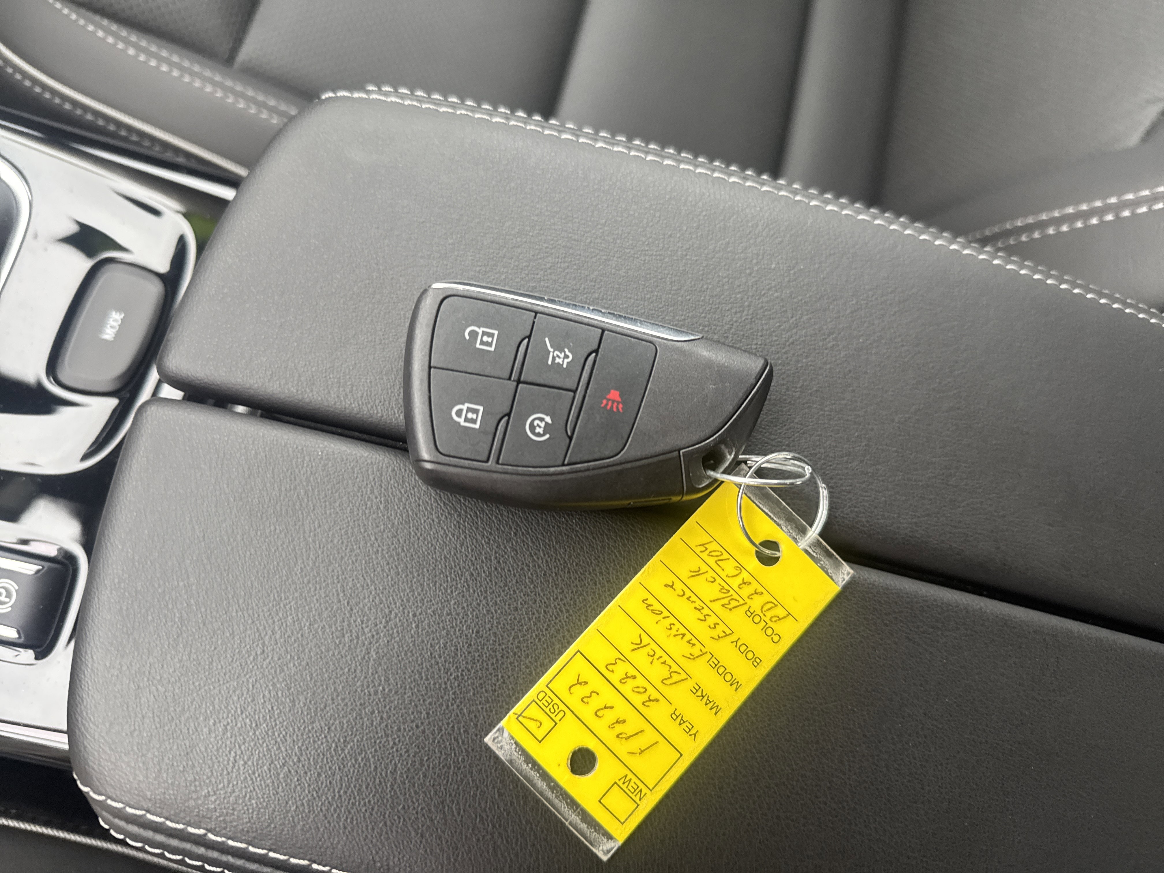 Used 2023 Buick Envision Essence AWD/4WD image 28